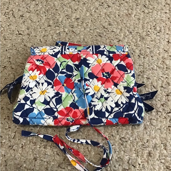 VERA BRADLEY SUMMER COTTAGE TRAVEL BAG TOILETRY MAKE UP JEWELRY GUC - Picture 2 of 3